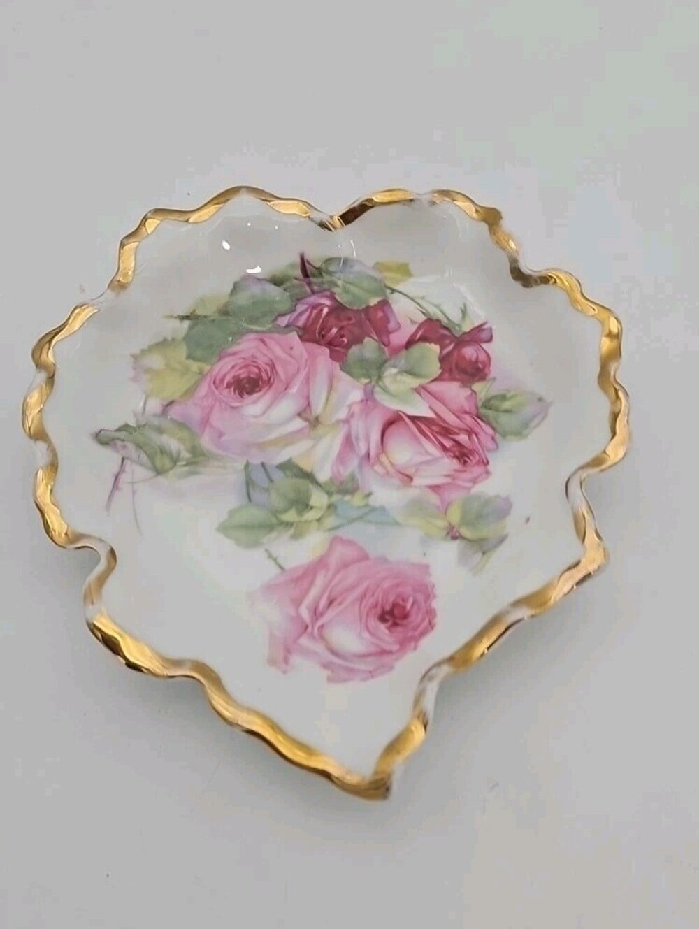 Vintage Zeh Scherzer & Co Bavaria porcelain leaf dish. Features pink cabbage ros
